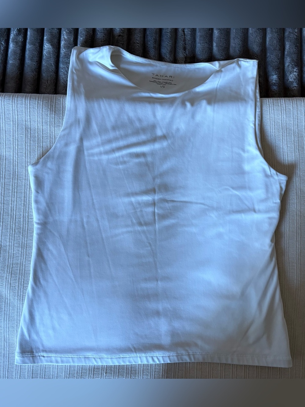 Tahari Sleeveless White Shell Top
